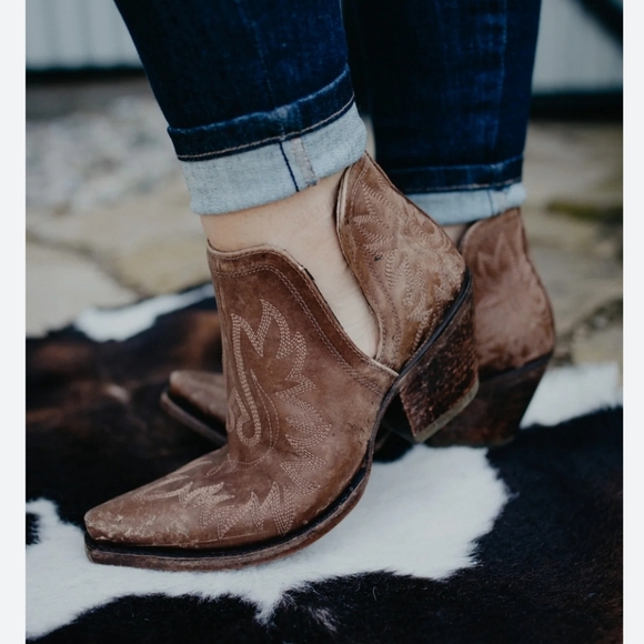 Ariat Dixon Western Boots In Naturally Distressed Brown 8.5 NWT - Picture 3 of 13